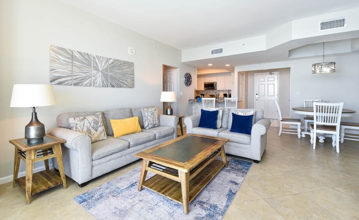 9th Floor Beachfront Condo At Silver Beach Towers! - Destin