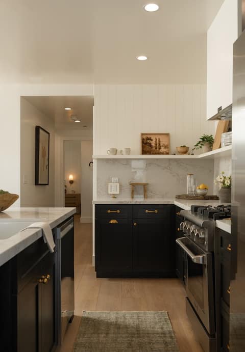 Elegant 2-Bedroom Getaway in Downtown Santa Ynez