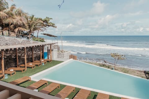 3-Bedroom Oceanfront with Private Pool