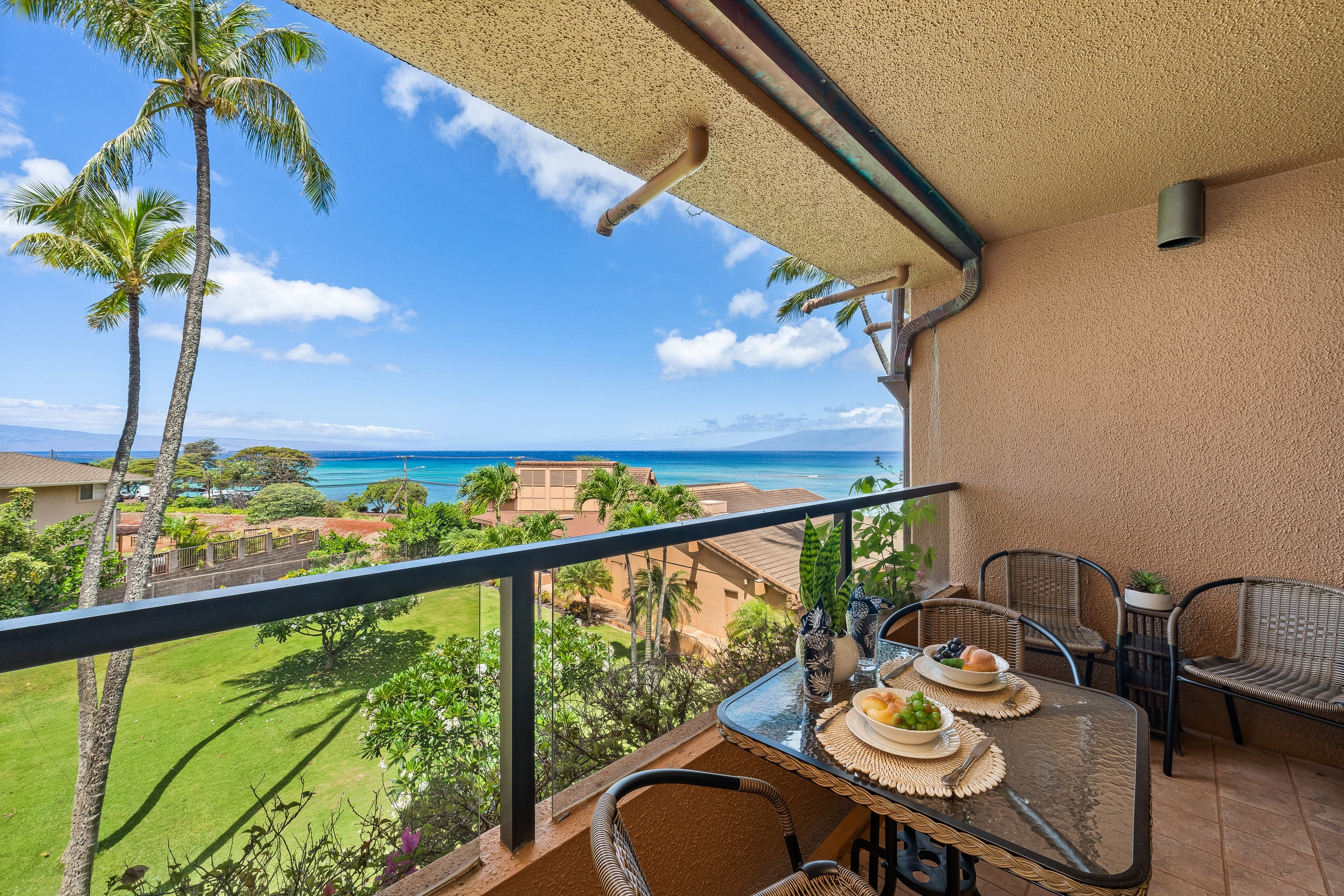 Condo in Lahaina · ★4.81 · 1 bedroom · 2 beds · 1 bath - Image 20