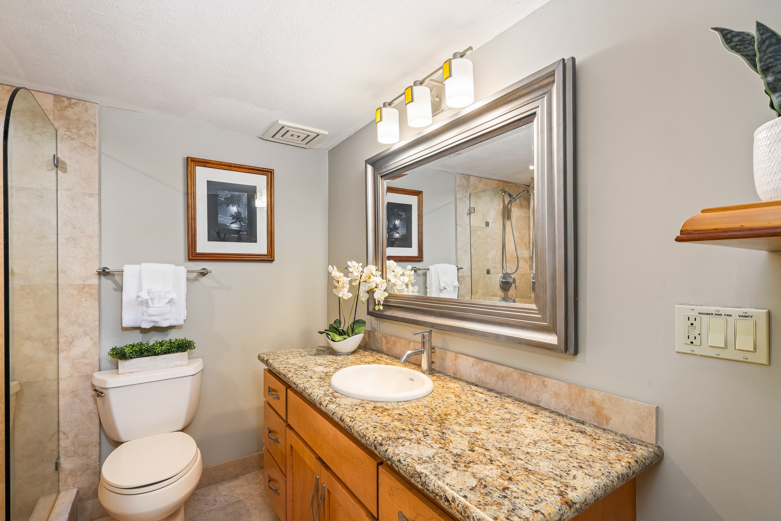 Condo in Lahaina · ★4.81 · 1 bedroom · 2 beds · 1 bath - Image 19