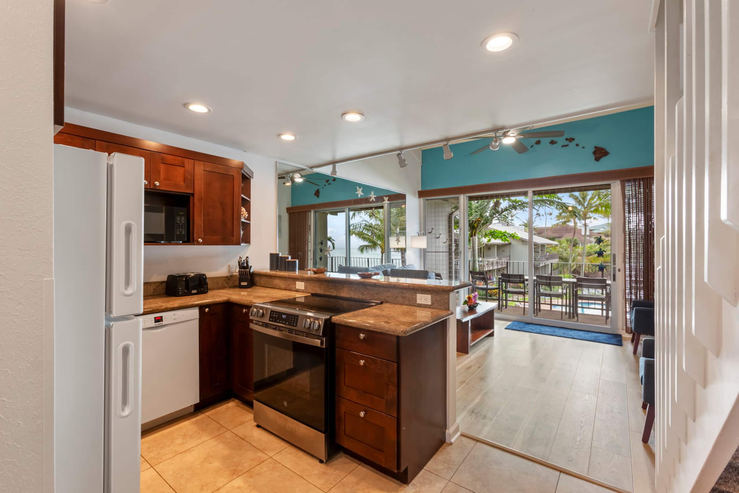 Condo in Lahaina · ★5.0 · 2 bedrooms · 3 beds · 2 baths - Image 20