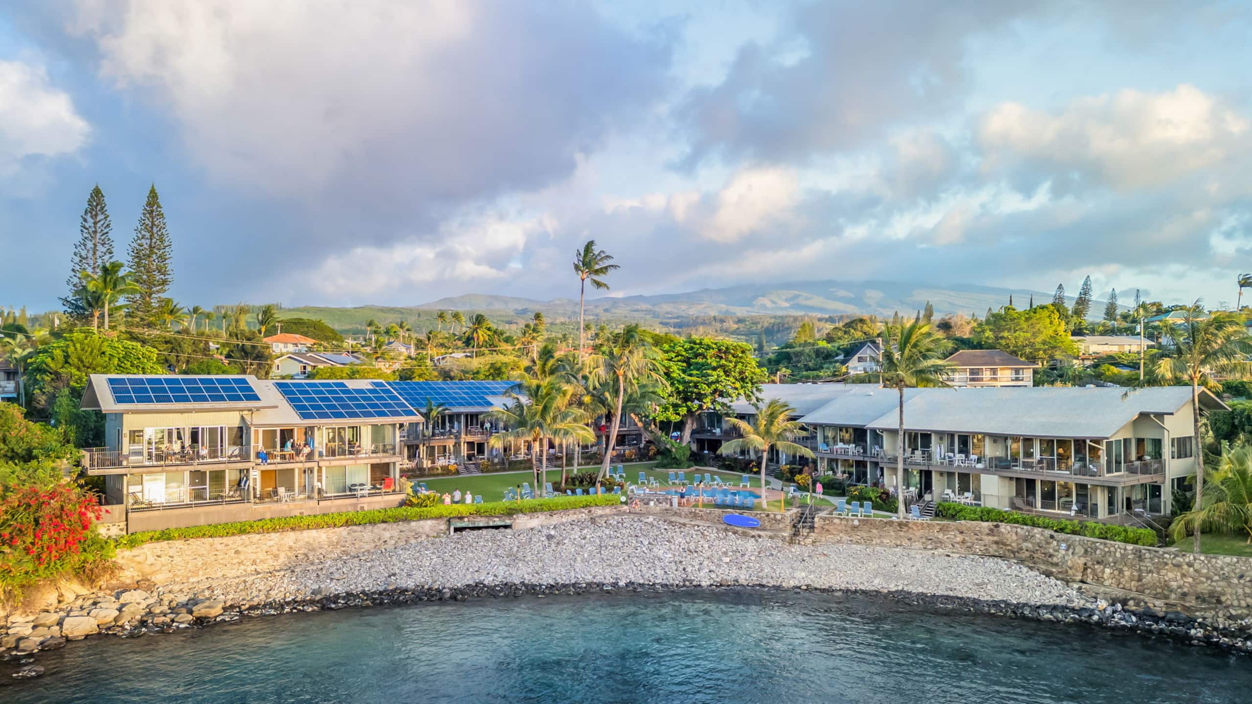 Condo in Lahaina · ★5.0 · 2 bedrooms · 3 beds · 2 baths - Image 50