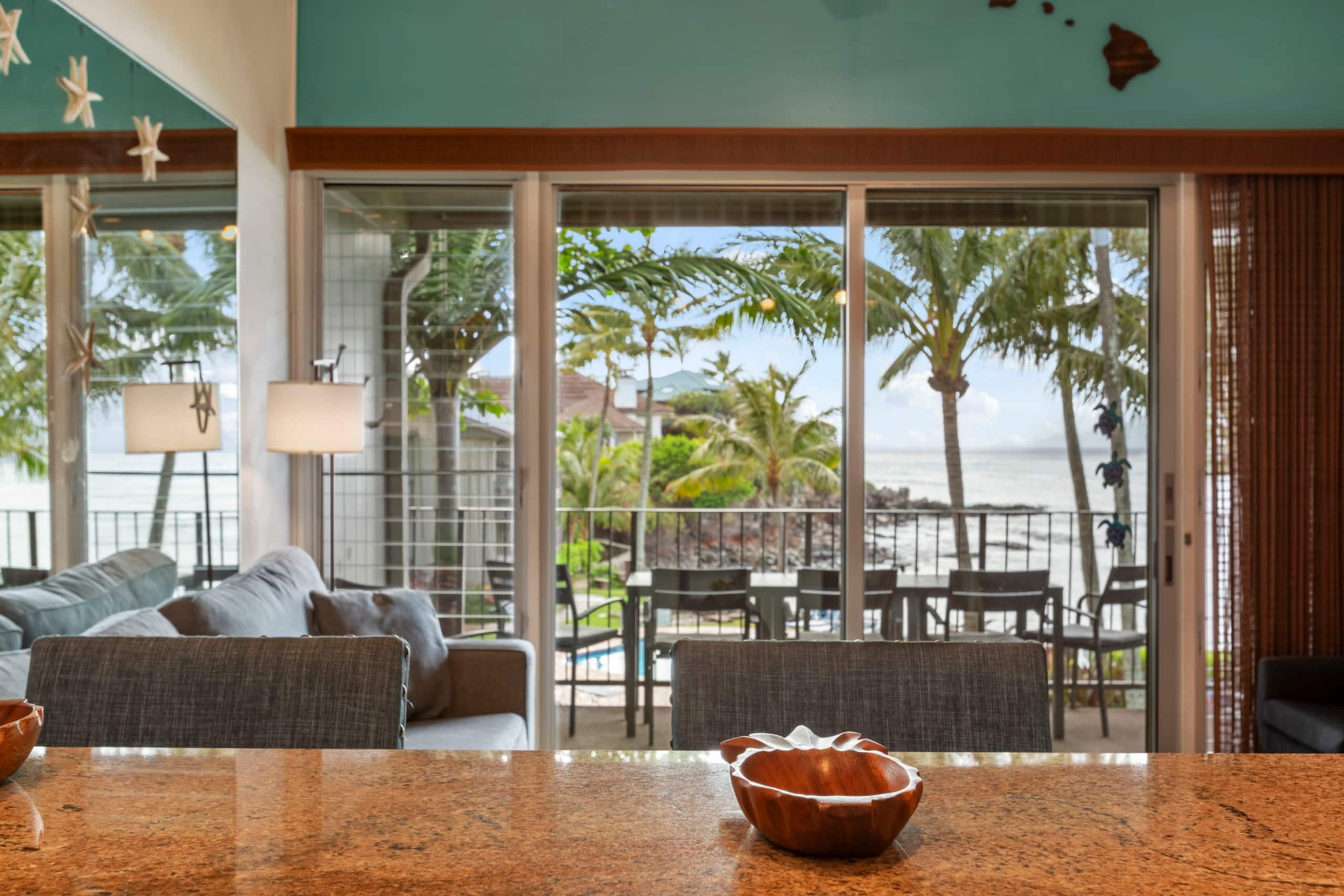 Condo in Lahaina · ★5.0 · 2 bedrooms · 3 beds · 2 baths - Image 12