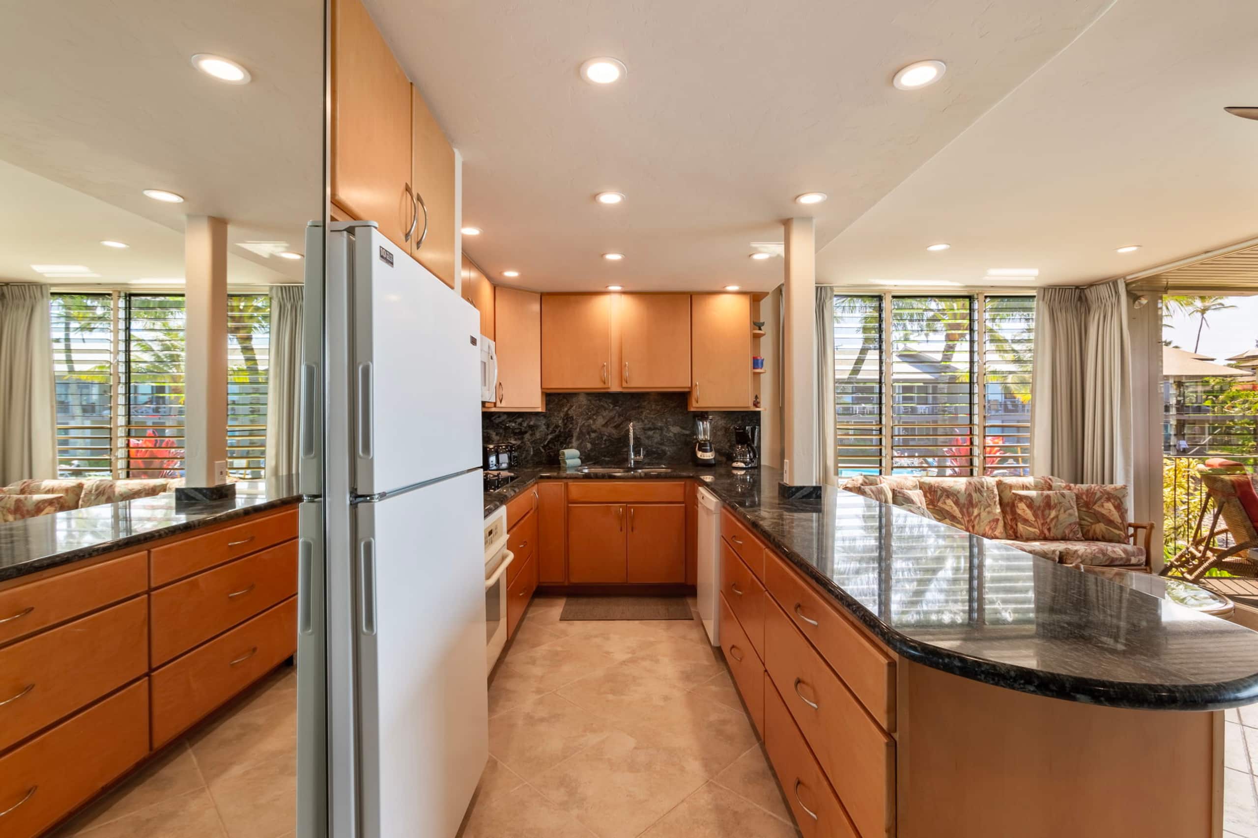 Condo in Lahaina · ★5.0 · 2 bedrooms · 3 beds · 2 baths - Image 10