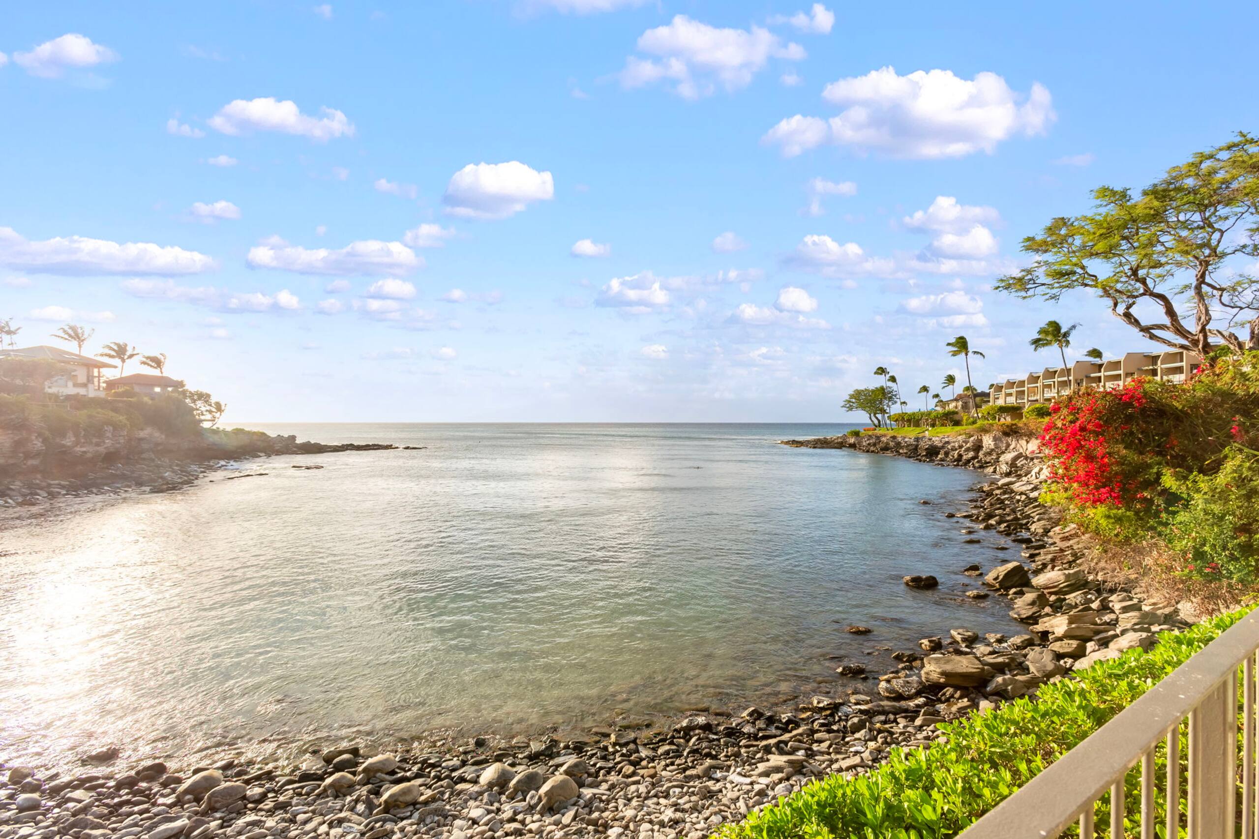 Condo in Lahaina · ★5.0 · 2 bedrooms · 3 beds · 2 baths - Image 39