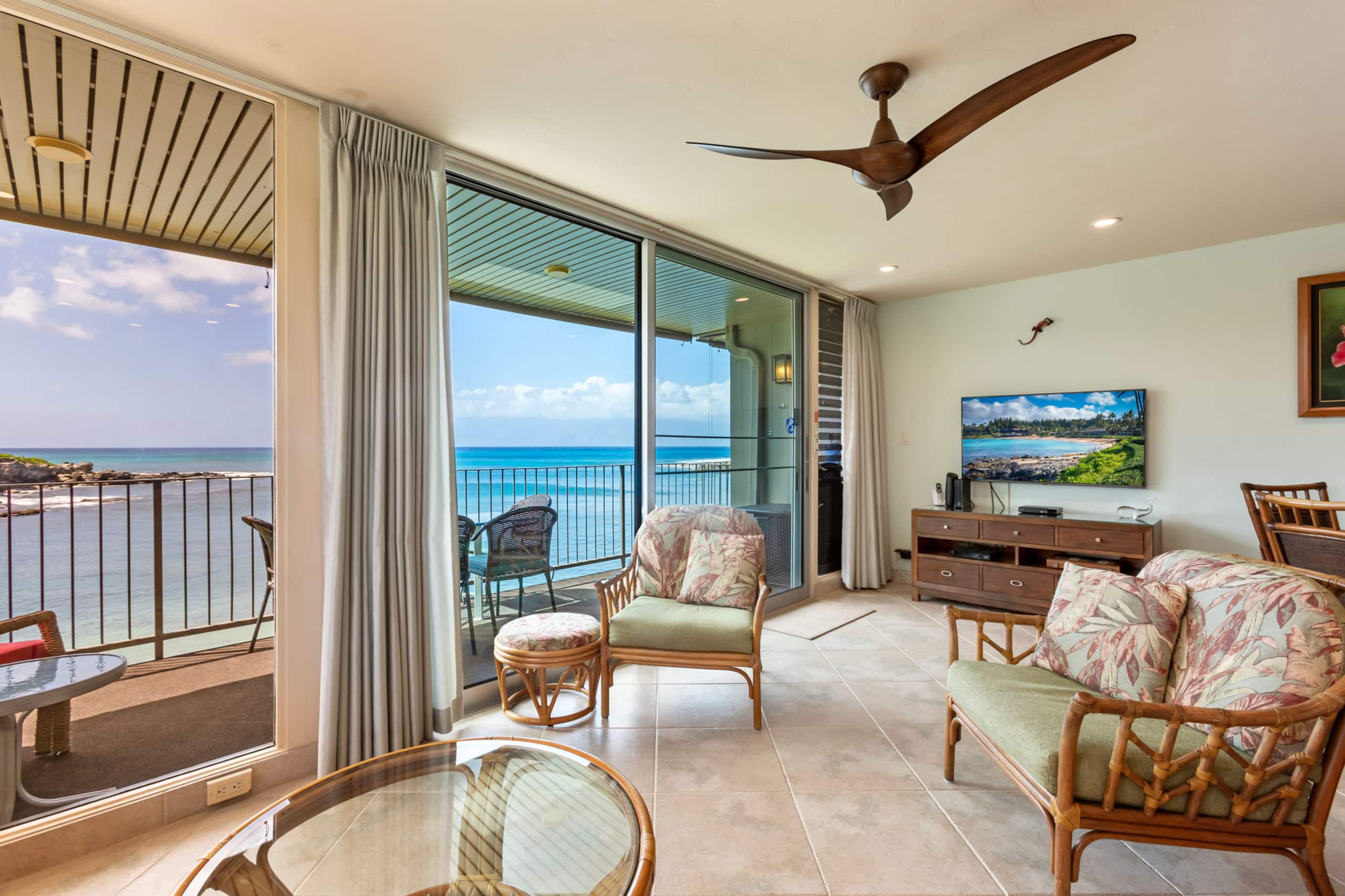 Condo in Lahaina · ★5.0 · 2 bedrooms · 3 beds · 2 baths - Image 6
