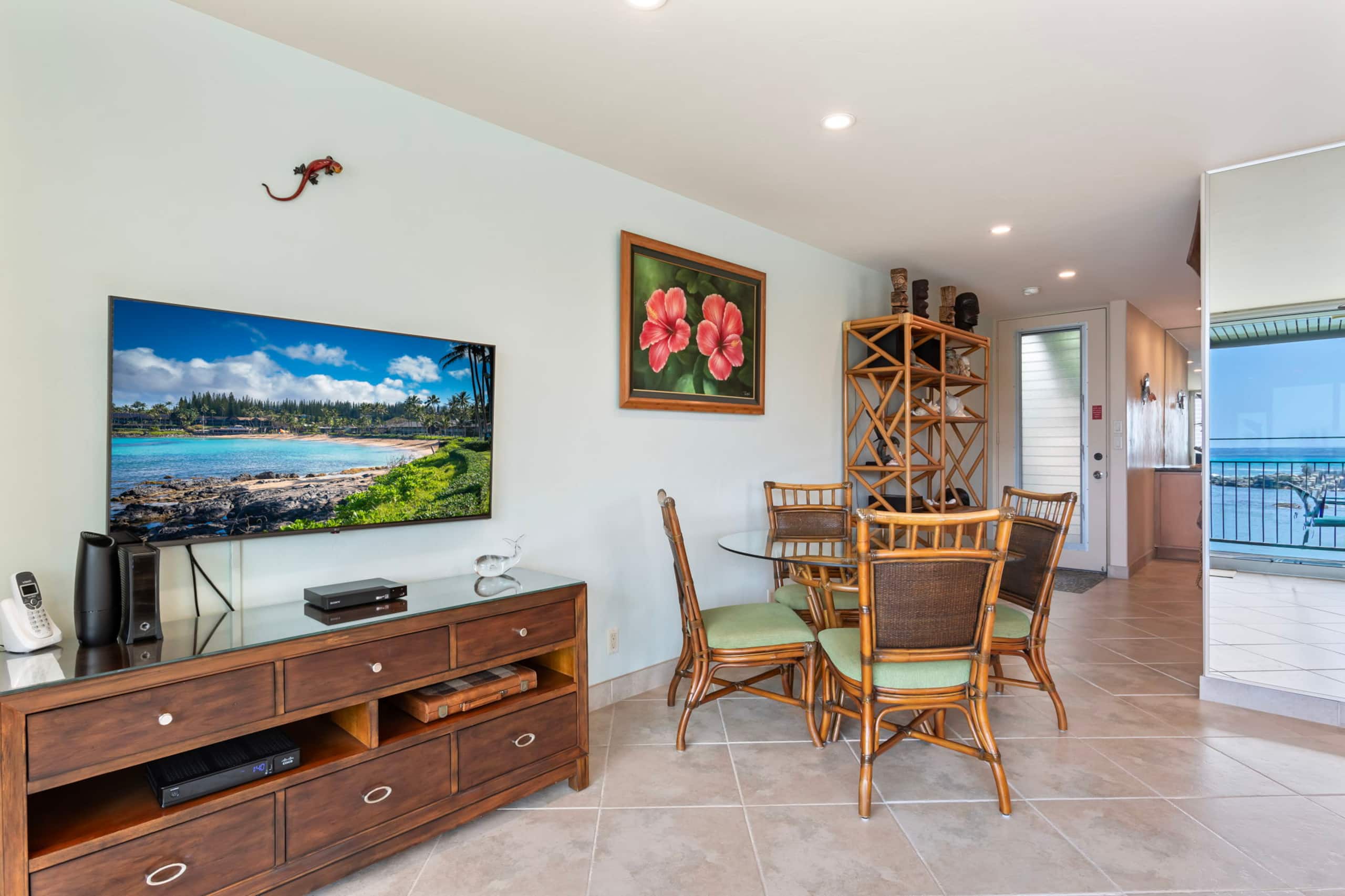 Condo in Lahaina · ★5.0 · 2 bedrooms · 3 beds · 2 baths - Image 11