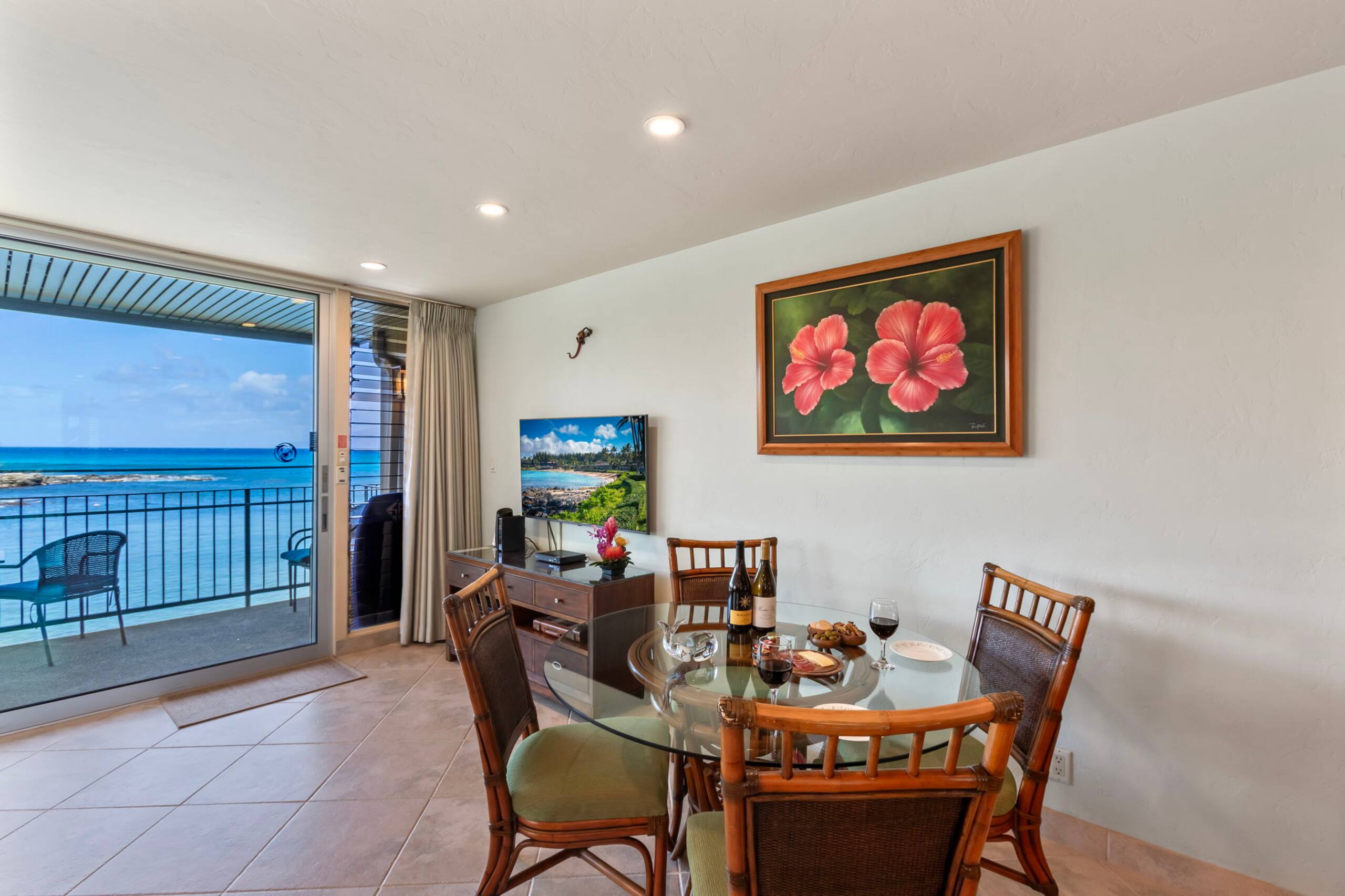 Condo in Lahaina · ★5.0 · 2 bedrooms · 3 beds · 2 baths - Image 18