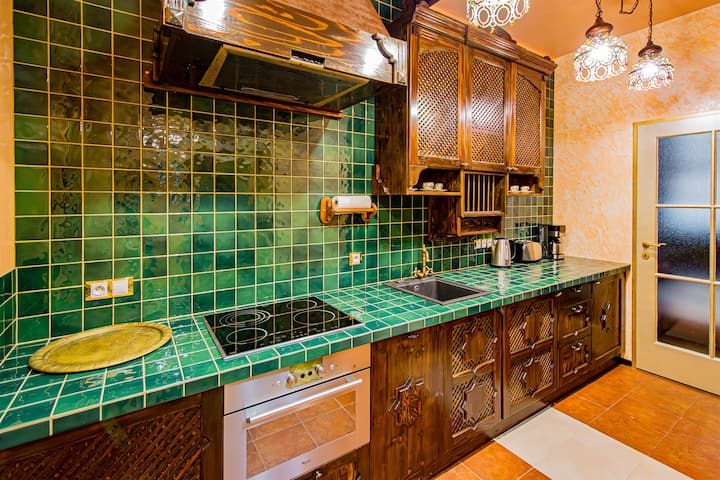 1000 And 1 Night In Prague City Center - Praha