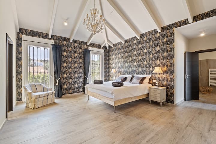 საძინებელი 1