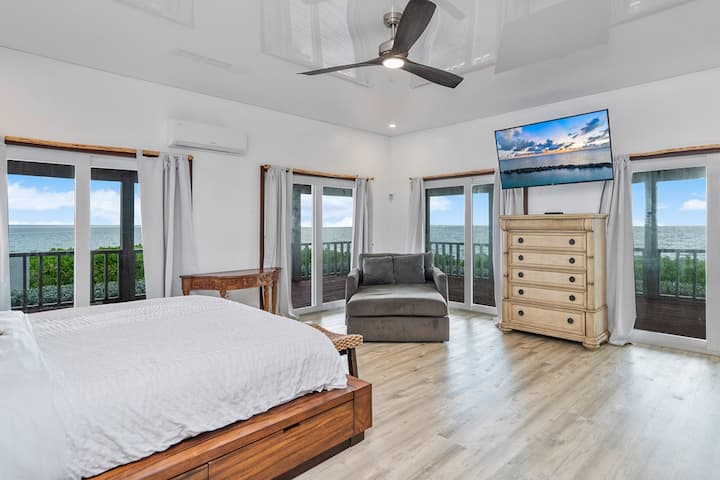 غرفة النوم الرئيسية