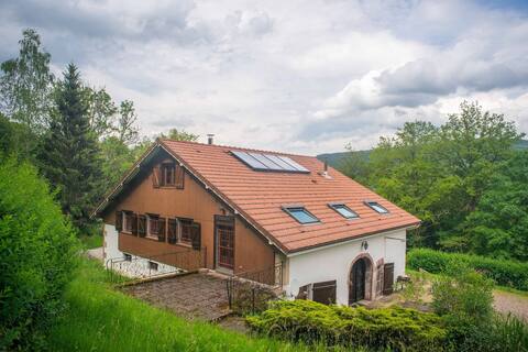 La Ferme aux Belles Sources - Spacious, Nature