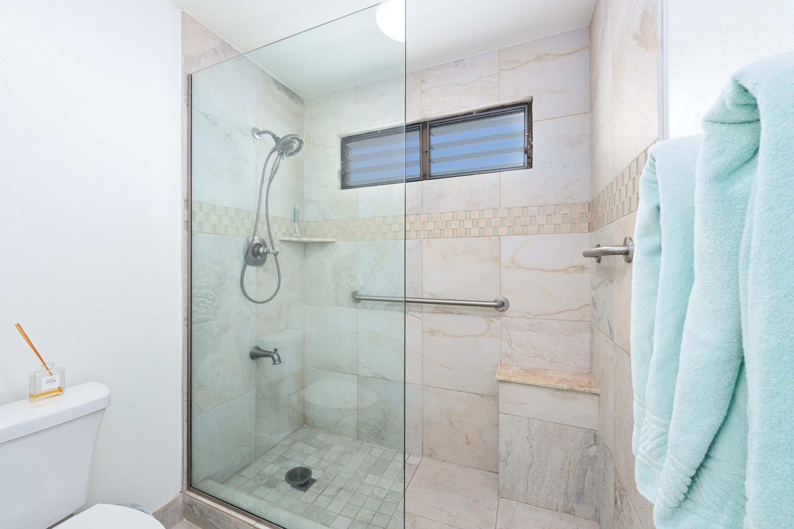 Condo in Kailua-Kona · ★5.0 · 2 bedrooms · 3 beds · 2 private baths - Image 22