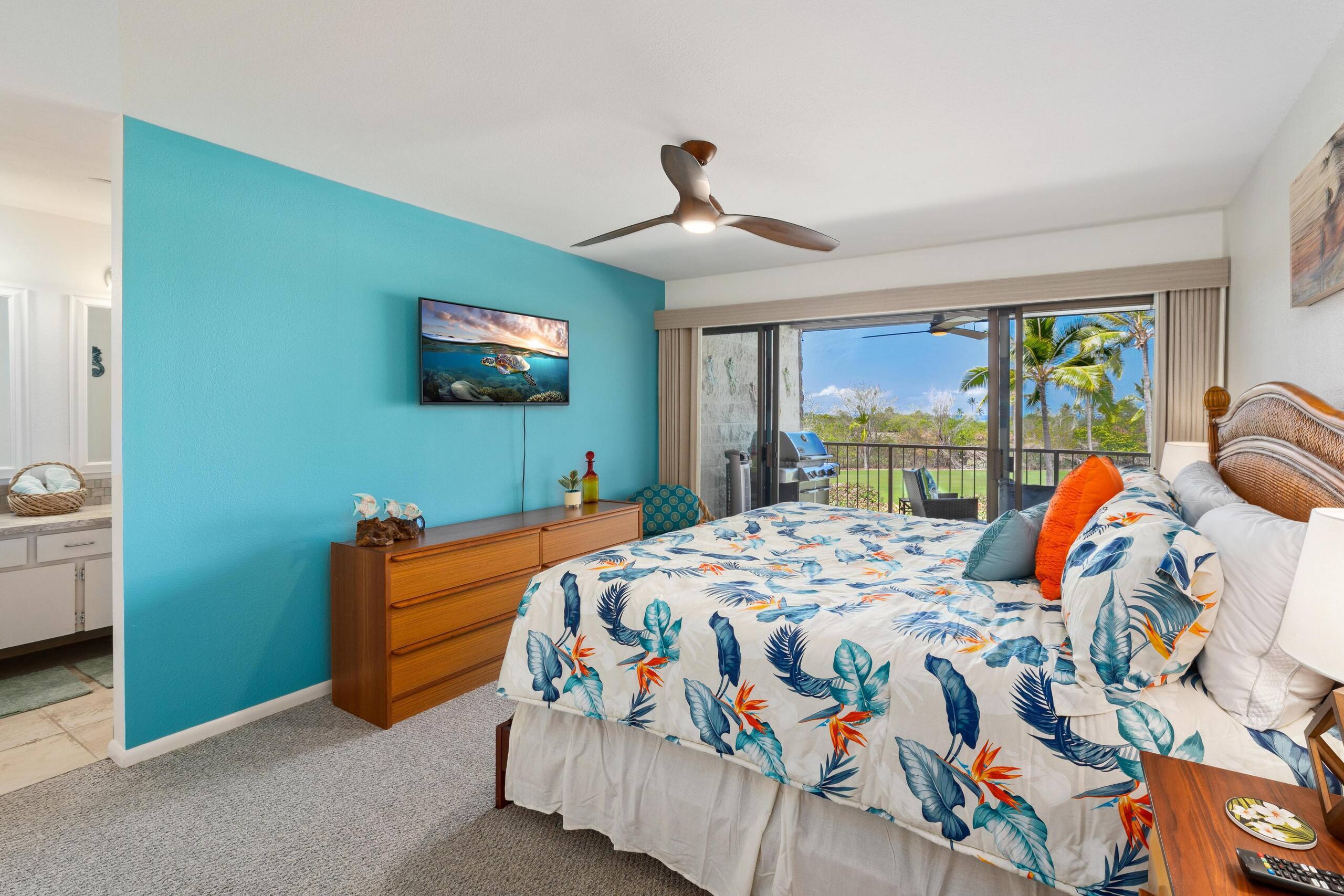 Condo in Kailua-Kona · ★5.0 · 2 bedrooms · 3 beds · 2 private baths - Image 18