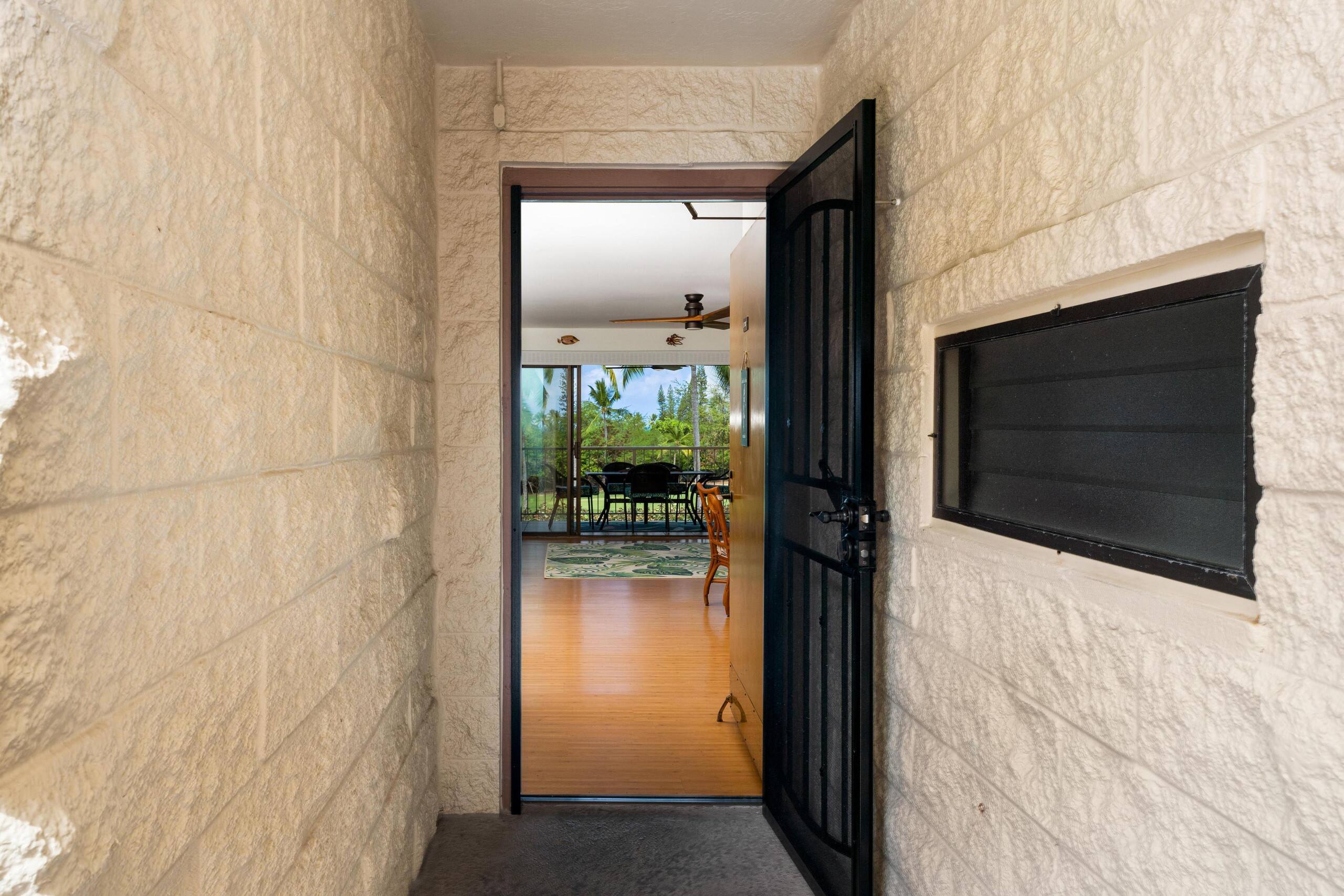Condo in Kailua-Kona · ★5.0 · 2 bedrooms · 3 beds · 2 private baths - Image 36