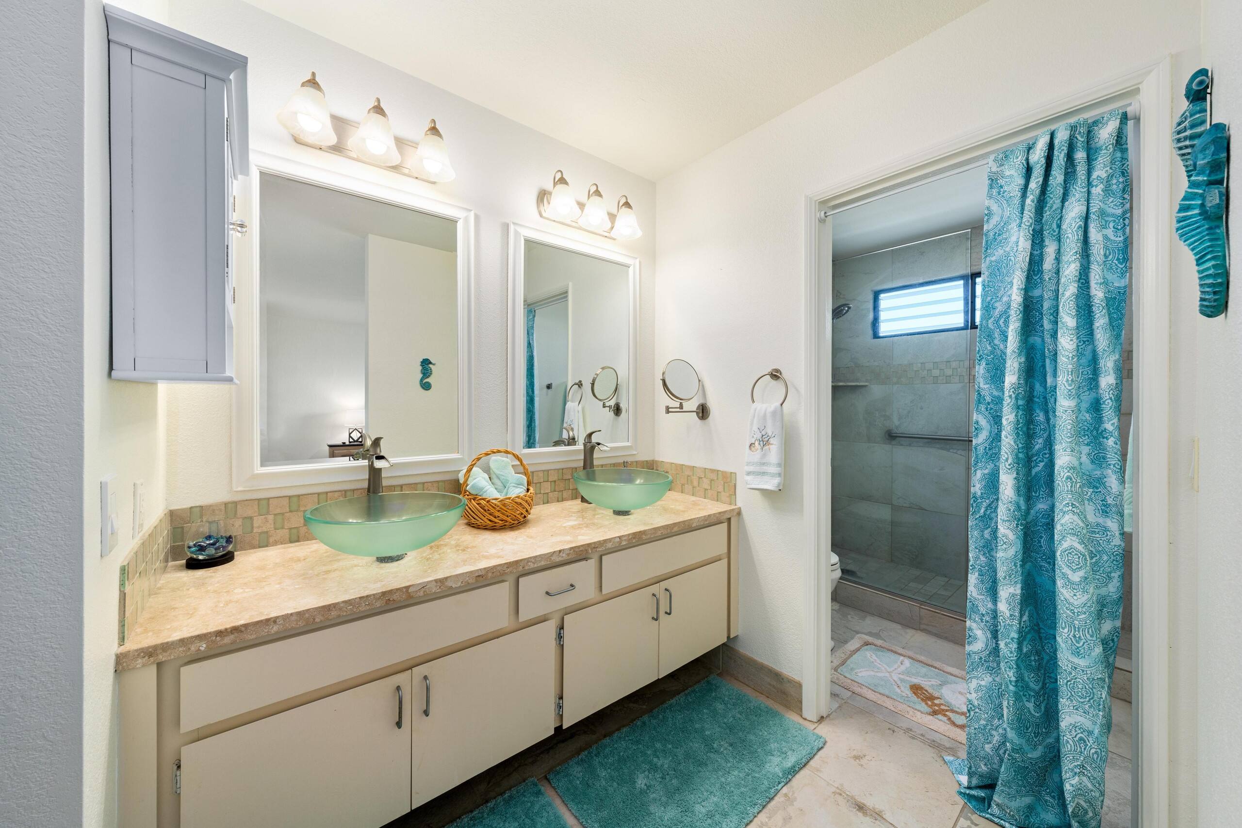 Condo in Kailua-Kona · ★5.0 · 2 bedrooms · 3 beds · 2 private baths - Image 20