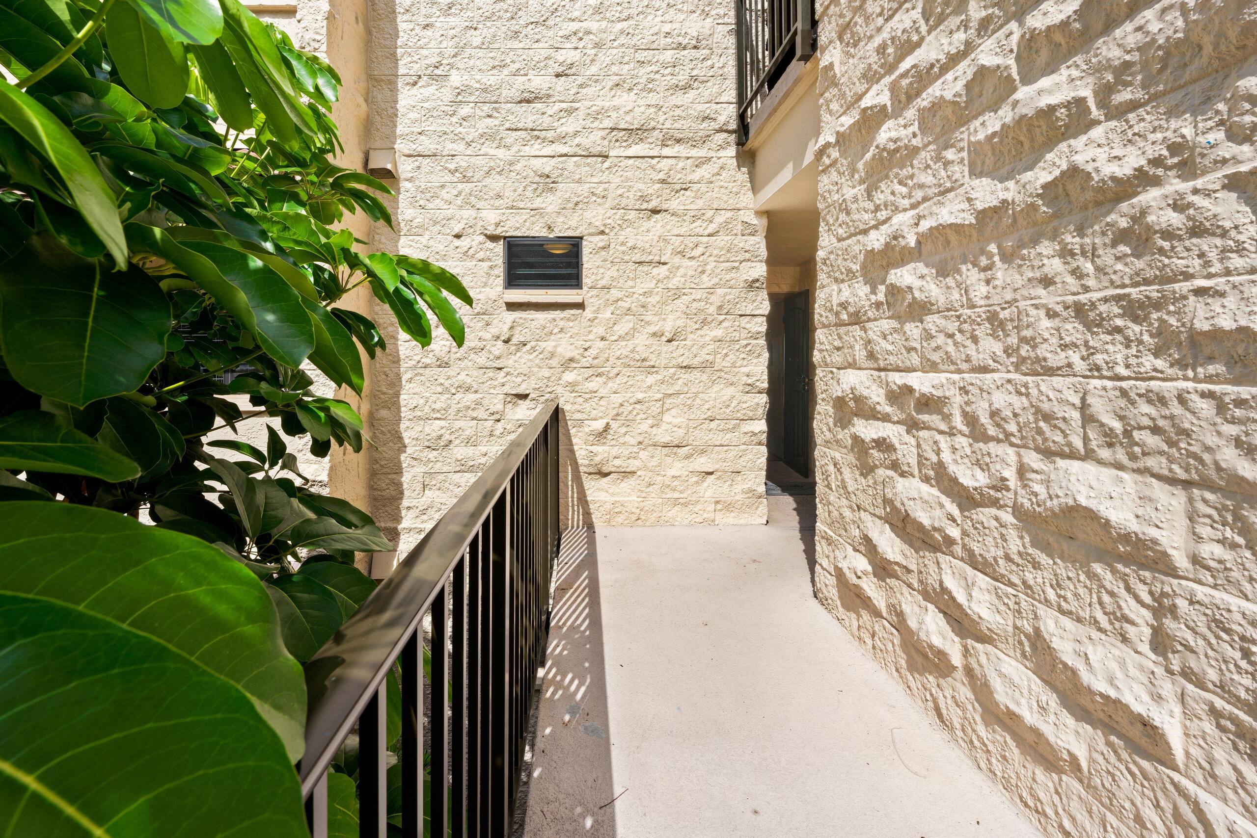 Condo in Kailua-Kona · ★5.0 · 2 bedrooms · 3 beds · 2 private baths - Image 37