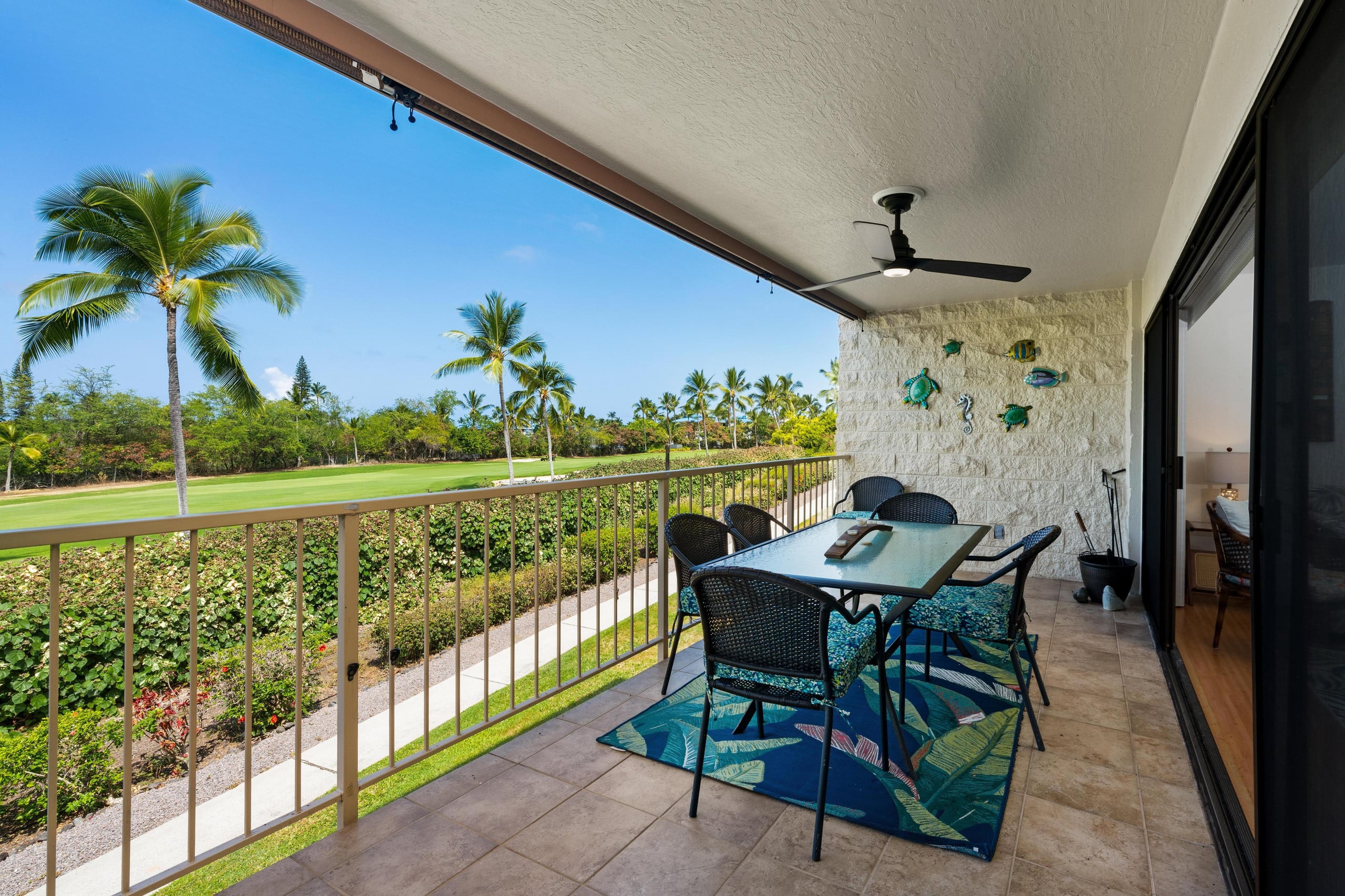 Condo in Kailua-Kona · ★5.0 · 2 bedrooms · 3 beds · 2 private baths - Image 7