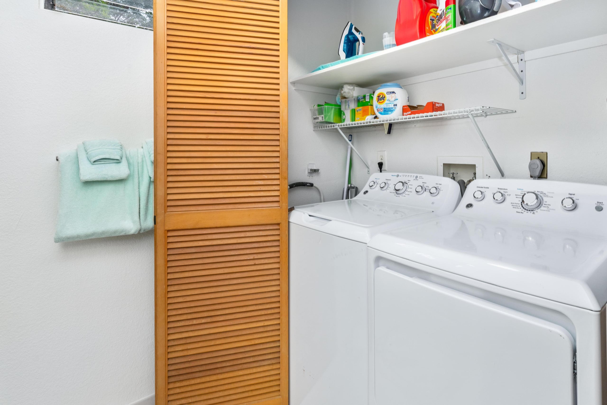Condo in Kailua-Kona · ★5.0 · 2 bedrooms · 3 beds · 2 private baths - Image 30