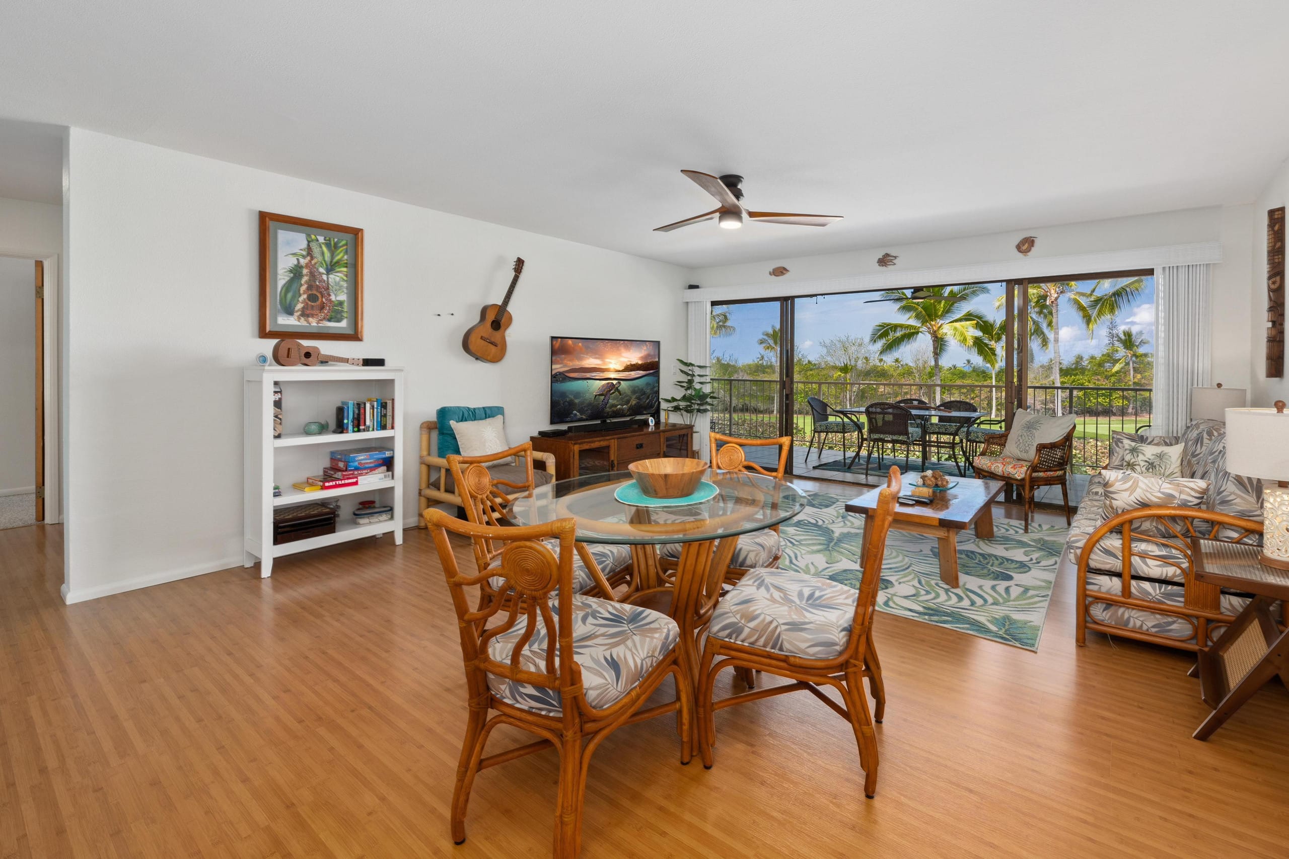 Condo in Kailua-Kona · ★5.0 · 2 bedrooms · 3 beds · 2 private baths - Image 3