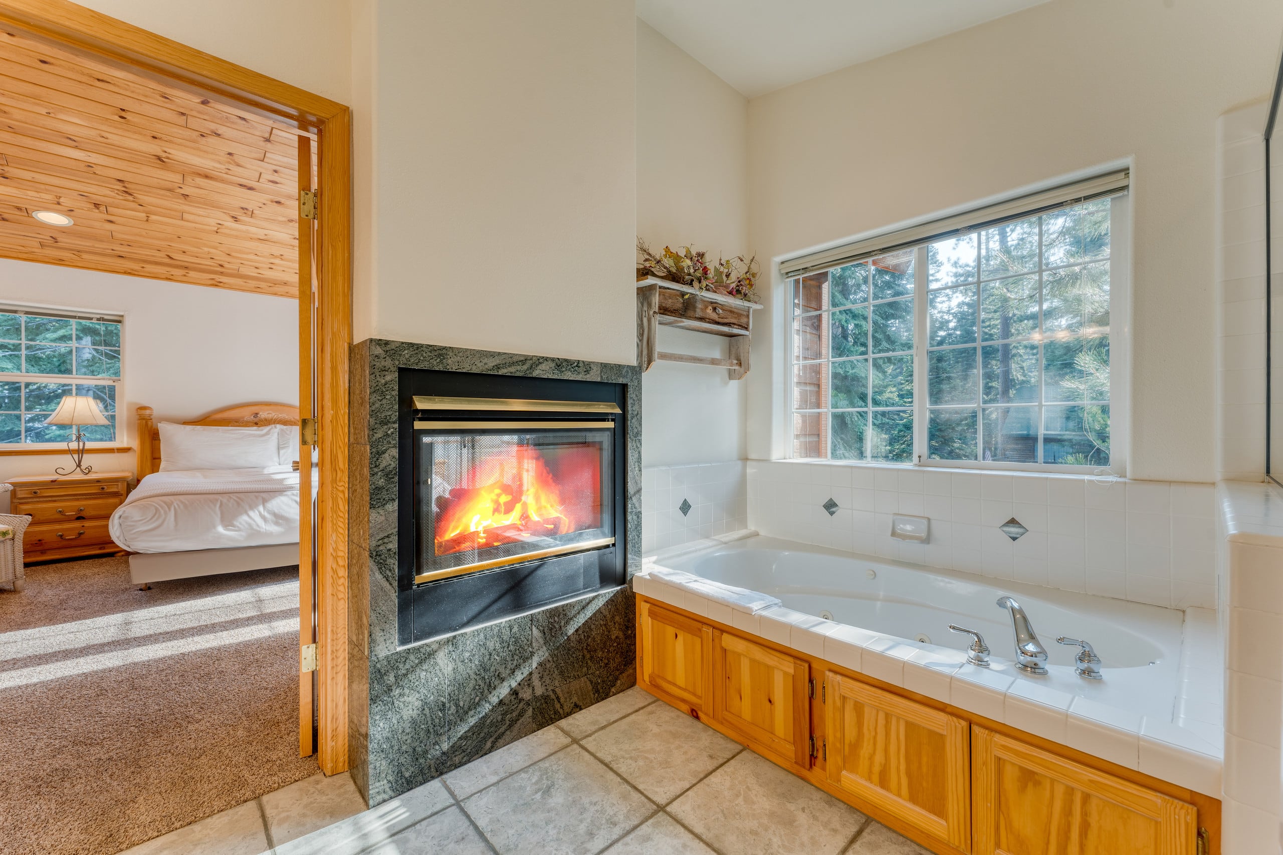 Tahoe Vista Patio, Fireplaces & Jetted Tub - Photo 27