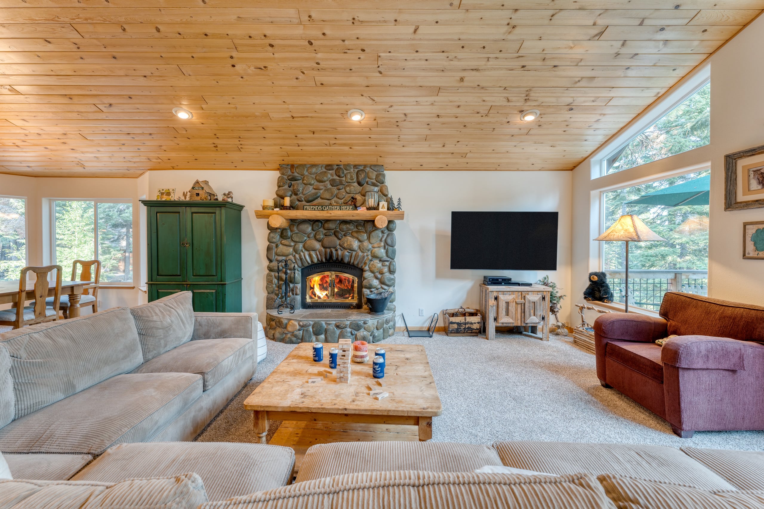 Tahoe Vista Patio, Fireplaces & Jetted Tub - Photo 10