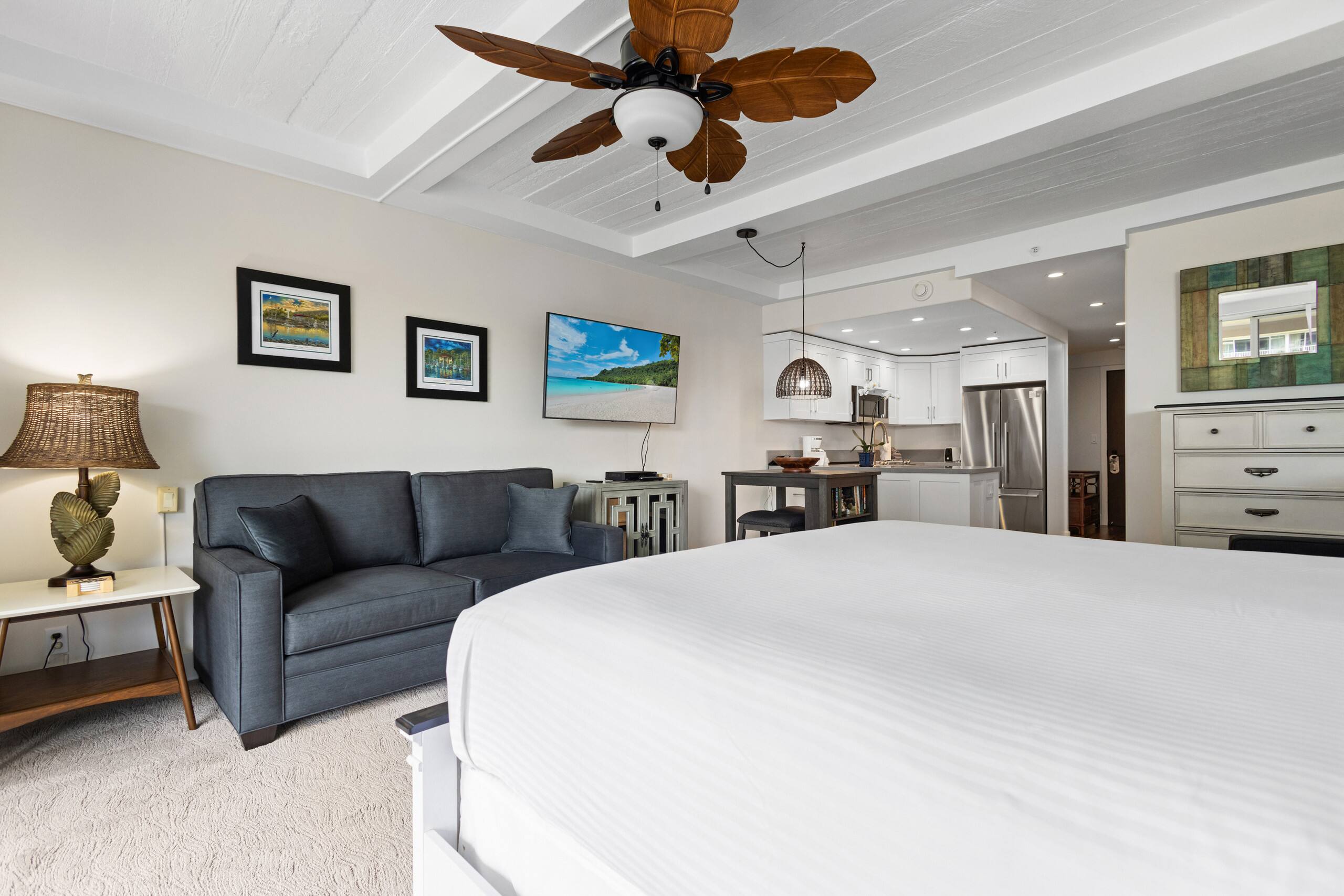 Condo in Lahaina · ★5.0 · Studio · 1 bed · 1 bath - Image 8
