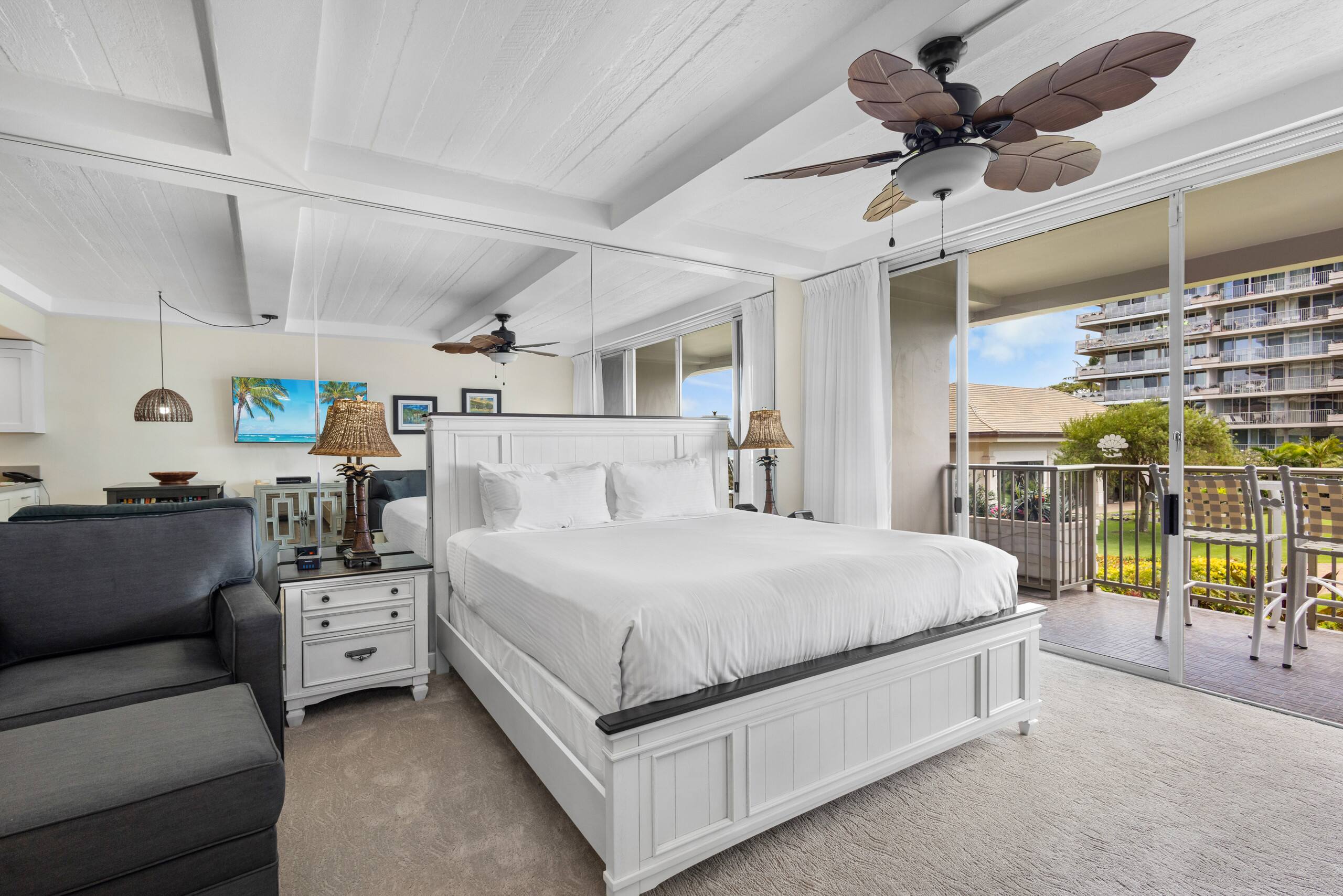 Condo in Lahaina · ★5.0 · Studio · 1 bed · 1 bath - Image 11