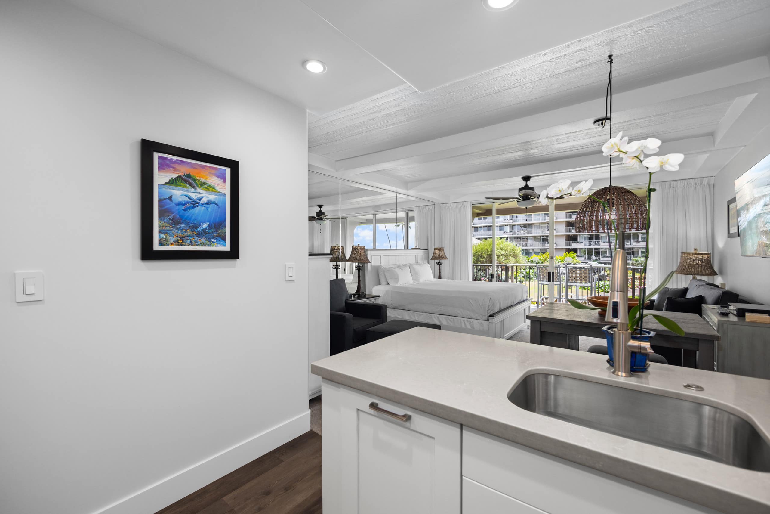 Condo in Lahaina · ★5.0 · Studio · 1 bed · 1 bath - Image 17