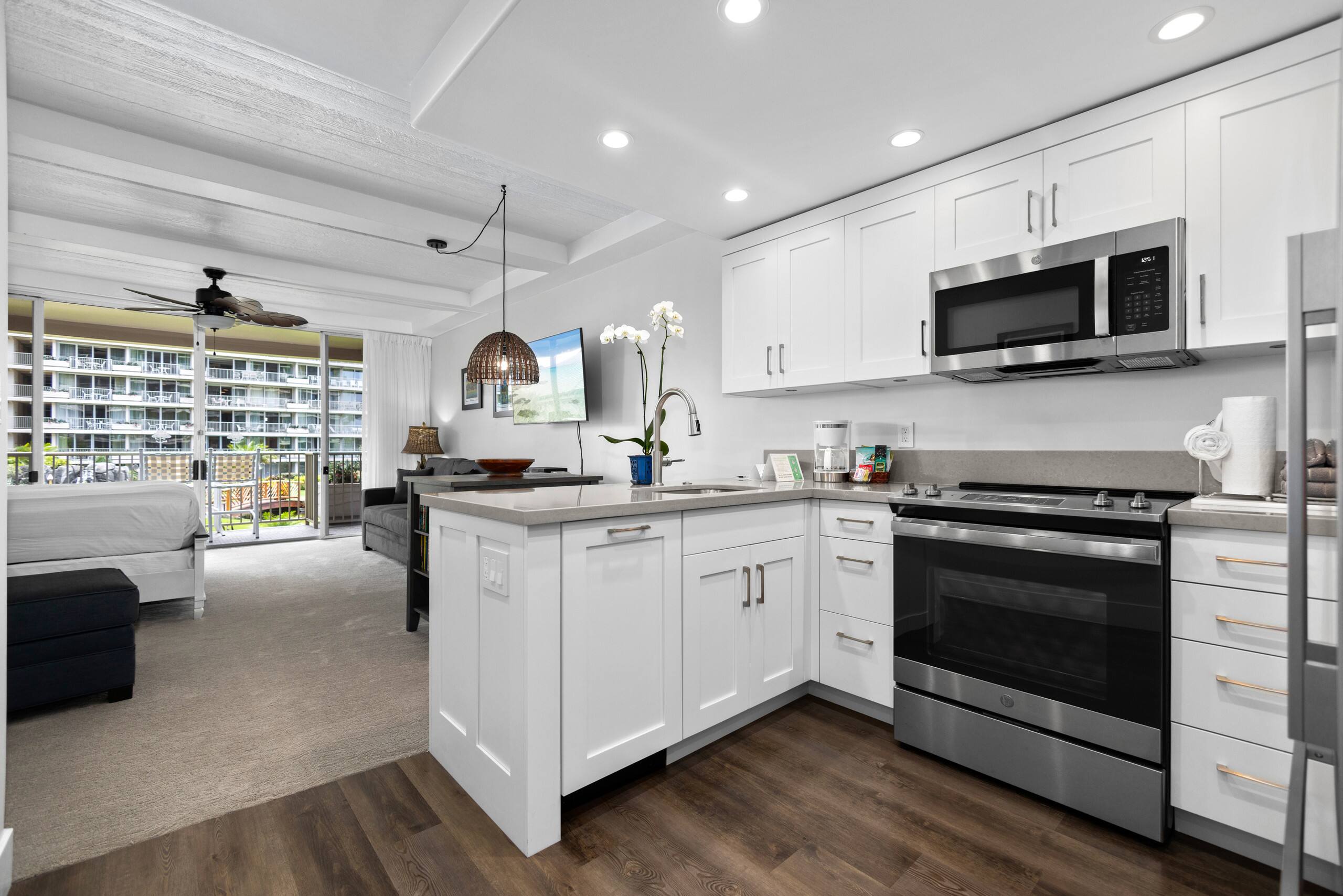 Condo in Lahaina · ★5.0 · Studio · 1 bed · 1 bath - Image 16