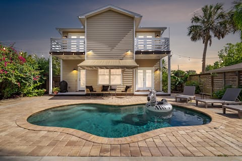 Sunshine Dip - Sleeps 8, Relaxing, Pool, WIFI