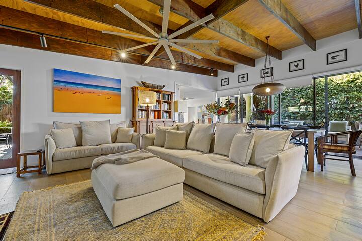 Fuller Holidays -Drifting Sands-Byron Town & Pool gallery image 5