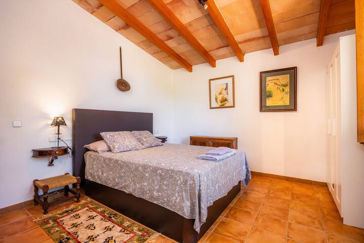 Tramuntana gallery image 2