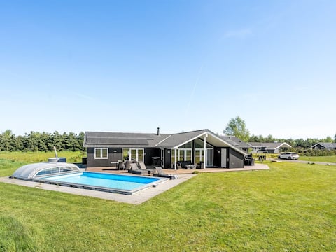 "Kiersten" - 800m from the sea by Interhome