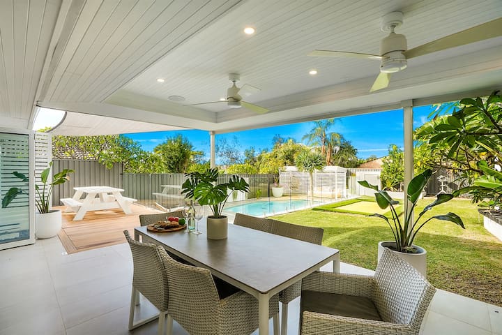 Duncraig Dream with Pool and Alfresco BBQ gallery image 2