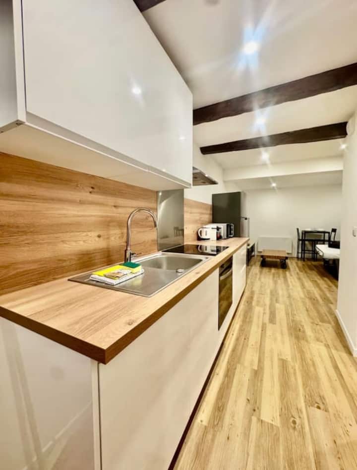 Studio Refait à Neuf - Vieille Ville De St Laurent - Saint-Laurent-du-Var
