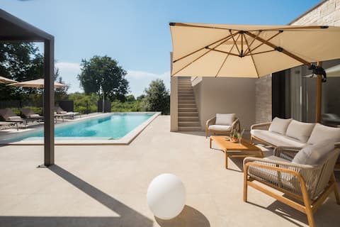 Luxury Villa Casa Maria with pool