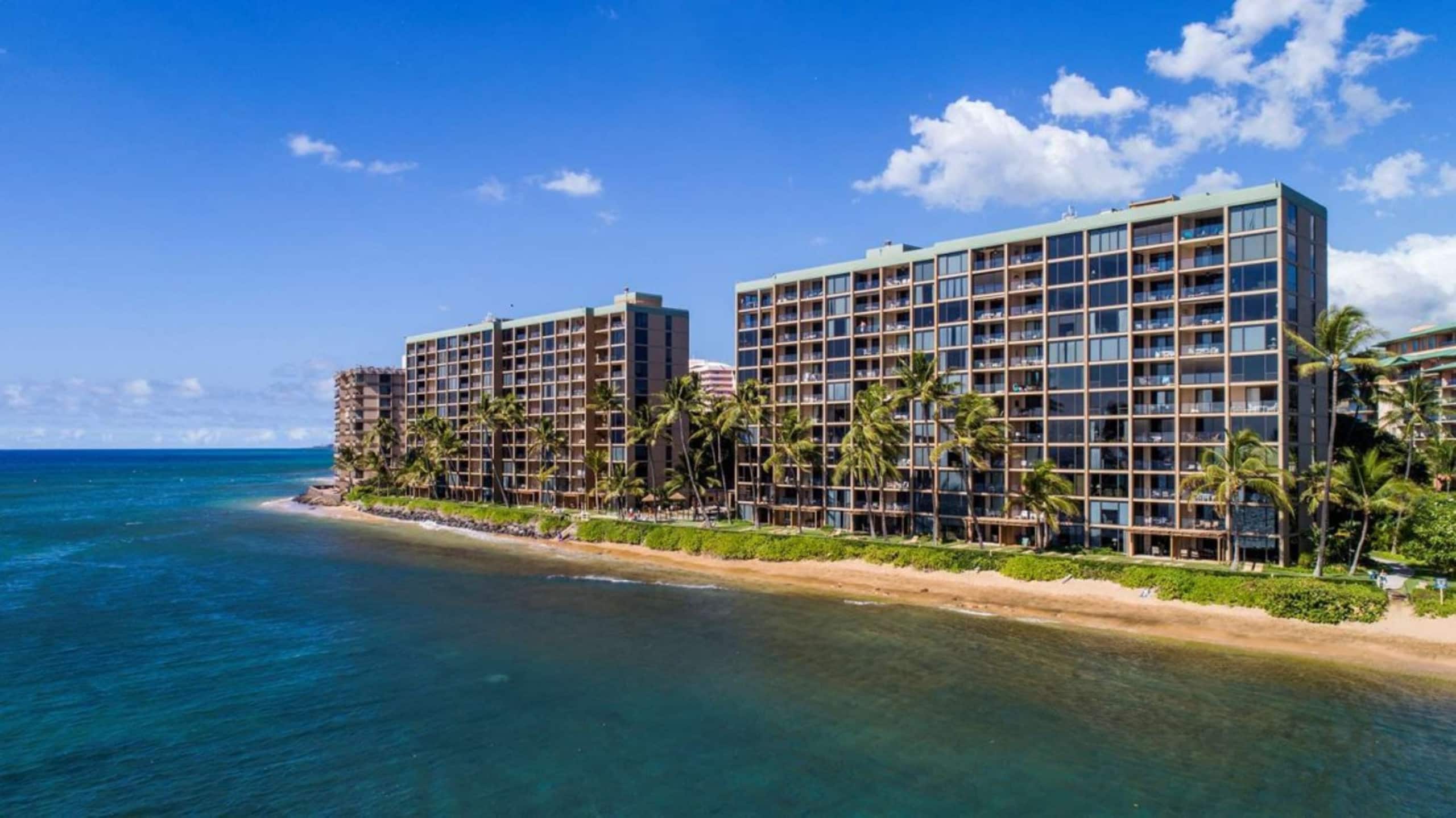 Beachfront Kaanapali Studio with Sunset Views - Image 46