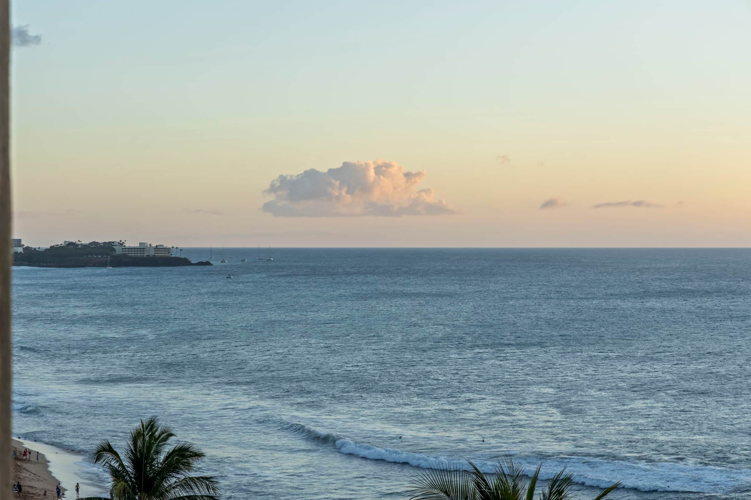Beachfront Kaanapali Studio with Sunset Views - Image 35