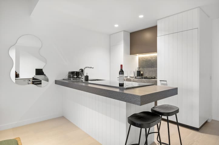 Modern, Luxury Retreat – Gym | Pool | Hot Tub gallery image 3