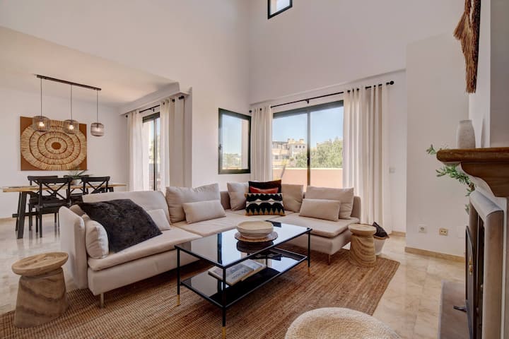 Santa Maria Elviria Golf Penthouse Private Terrace - マルベリャ