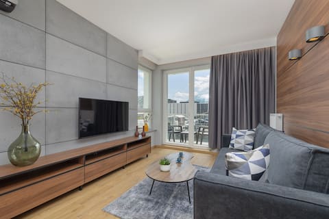 Malczewskiego 34A | Elegant Apartment | Balcony