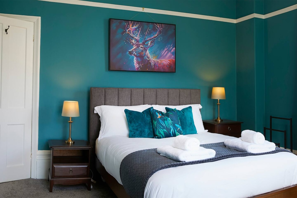 Hlavná spálňa, veľká manželská posteľ