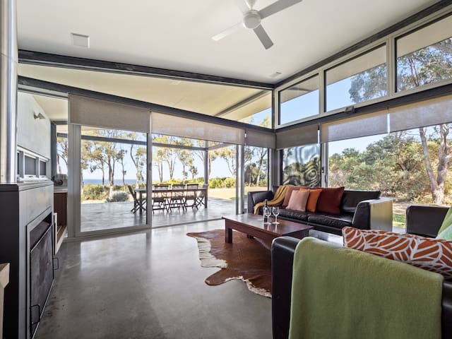Redgate Beach House with Private Tennis Court