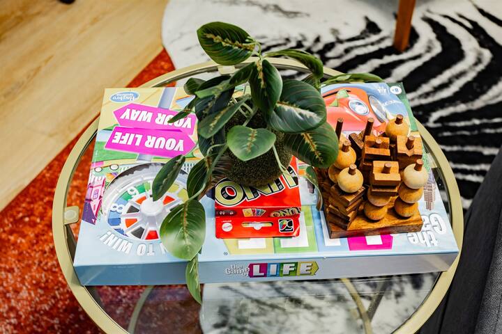 Las Vegas Downtown Private Modern x2 Suite Retreat gallery image 5