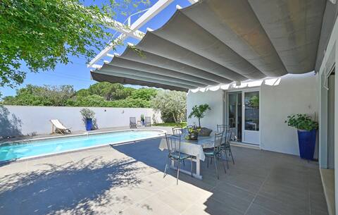 3 bedroom beautiful home in Remoulins