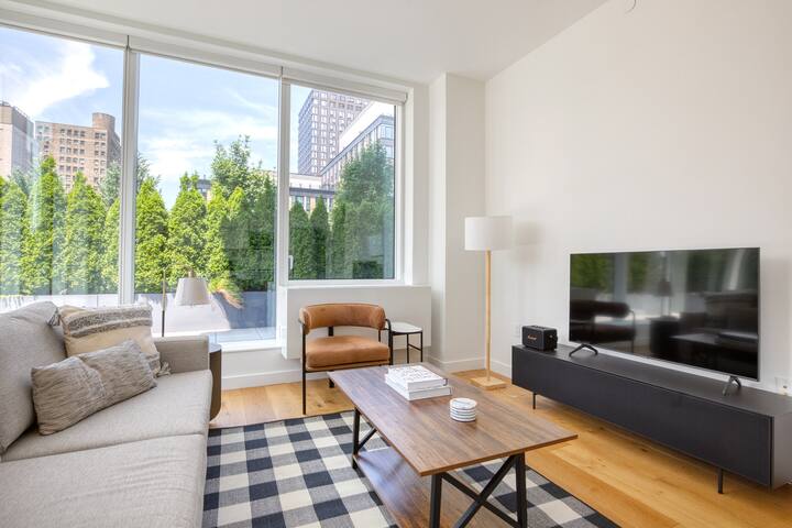 Blueground | LES, gym & w/d, near Essex Market gallery image 2