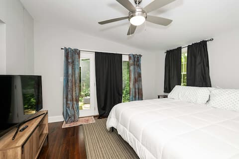 Hunley Haven Retreat