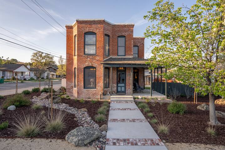 URelax Vacation Rentals managed Airbnb listing 3